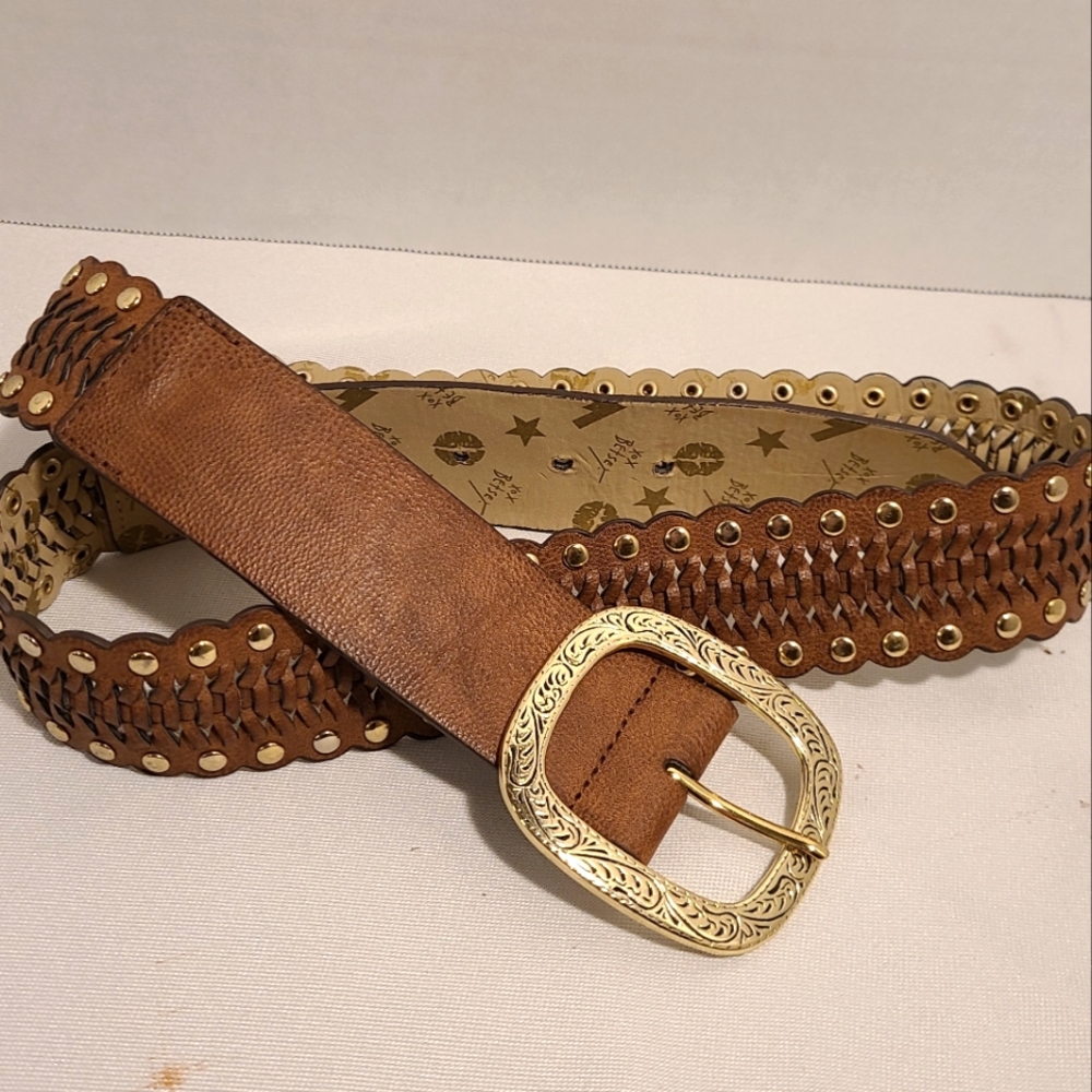 Betsey Johnson Belt Size L